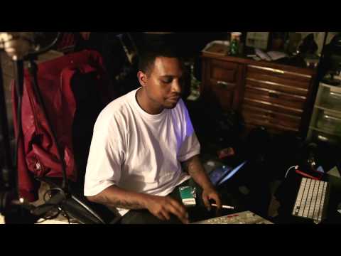 Footwork - "I’m Tryna Tell Ya"