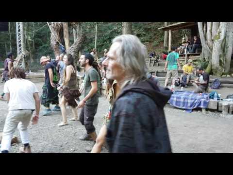 Simiantics set filmed by an attendee