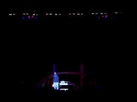 His death announced from the stage at a Nas concert
