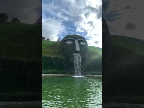 "The Giant" - Swarovski Crystal World