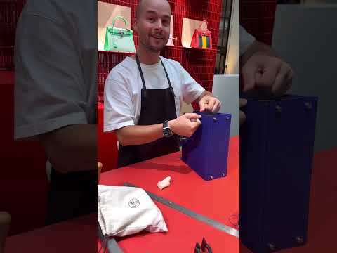 🍊 MAKING A HERMÈS KELLY 28 HANDBAG - HERMES IN THE MAKING EXHIBIT SHOW CHICAGO 2023 #hermes