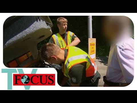 Zollkontrolle an der Grenze - Schmuggel in die Schweiz