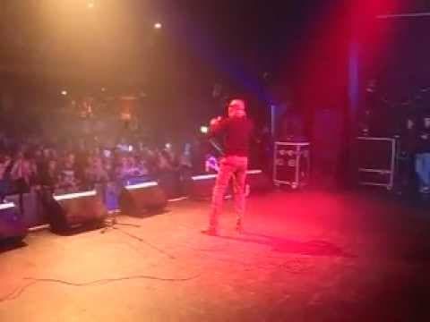 Robert Owens performs Tears live at the HMV Forum, London