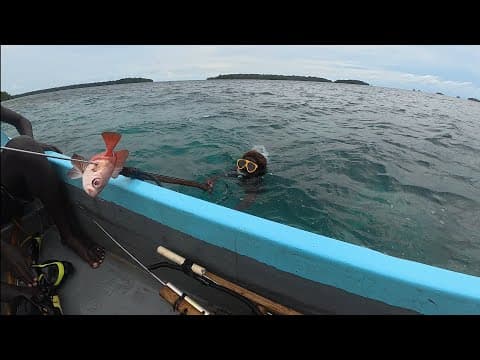 Raw Island Friday Fishing for Family Meal | Marovo lagoon, Solomon Islands
