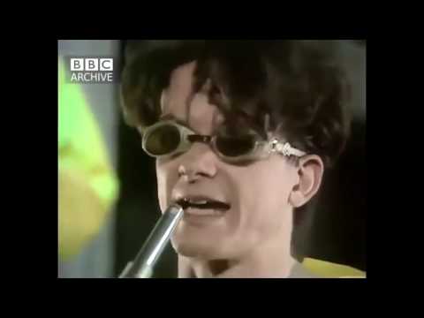 Devo - (I Can't Get No) Satisfaction