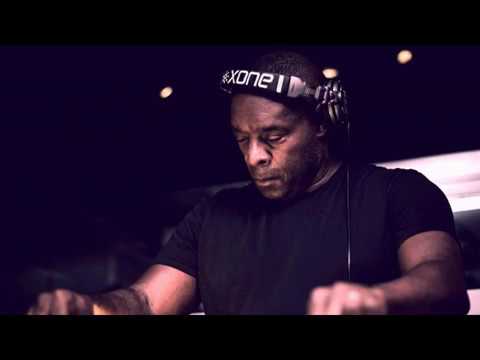 ♫ Kevin Saunderson - Live @ Proper   Pittsburgh, April 22, 2000