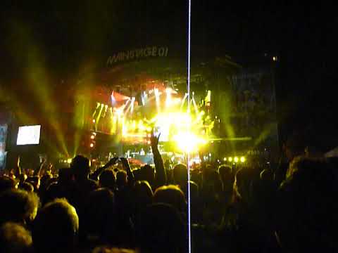 Guns N' Roses - Welcome To The Jungle - Hellfest 2012