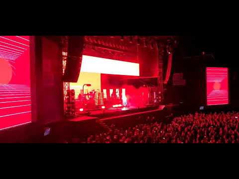 Pet Shop Boys - "It’s a Sin" live (2025)