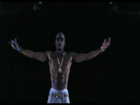 Coachella projection performs alongside Snoop and Dre