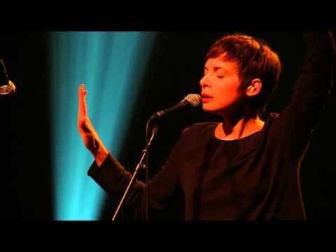Mélanie De Biasio - dark jazz