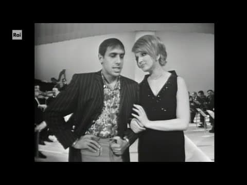 Mina and Celentano sing La coppia piu bella del mondo on Sabato Sera