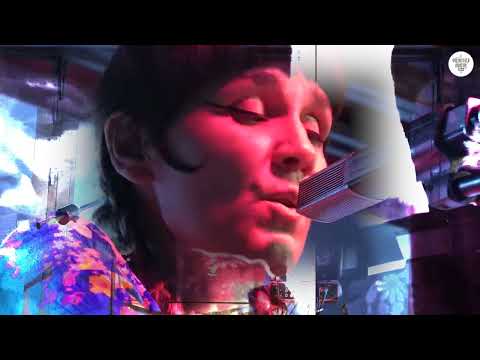 Annie Wonder live im Synthesizer Museum Berlin “The true emptiness smiles”