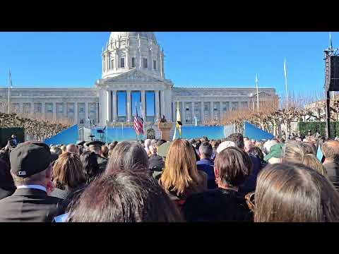 Crowd at the mayoral inauguration on Civic Center Plaza