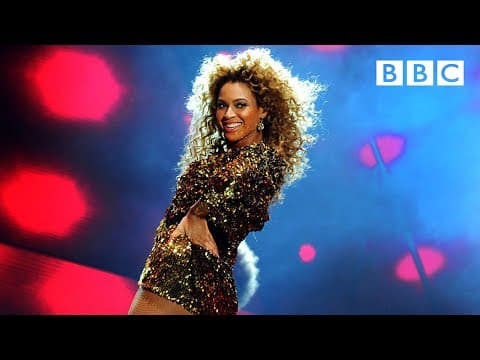 Beyoncé performs Irreplaceable | Glastonbury 2011 - BBC