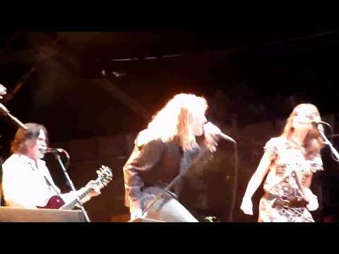Robert Plant - "Black Dog" (2011)