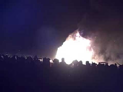 Basura Sagrada - the Temple burns, 2008
