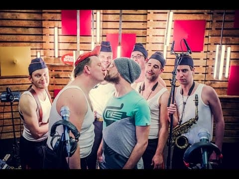 Uprising - Studio Brussel (live)