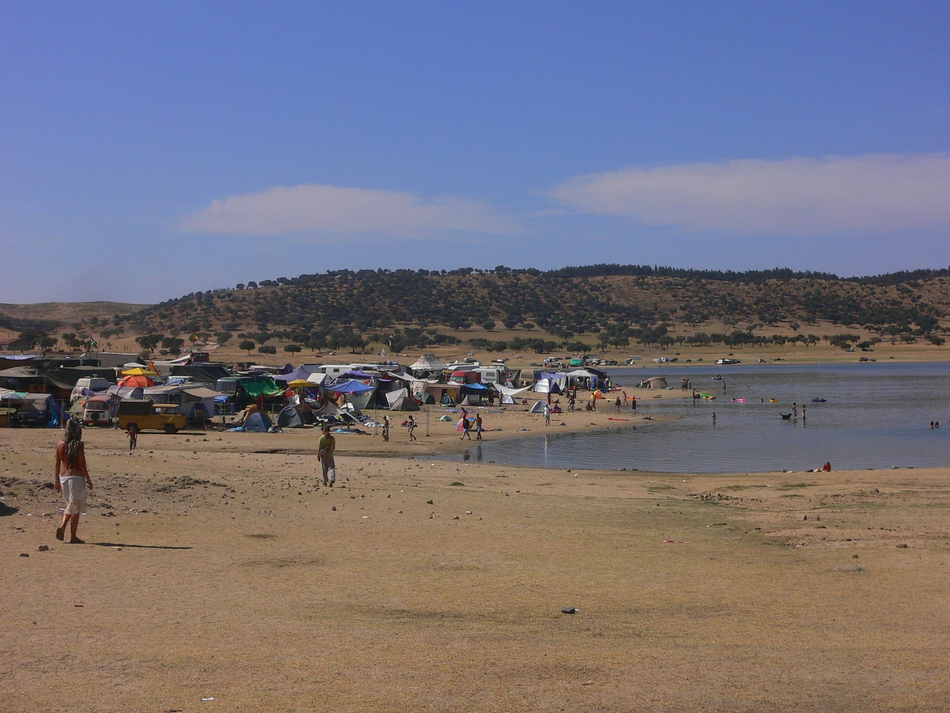Lakeside campsite on the reservoir shore, Boom 2006