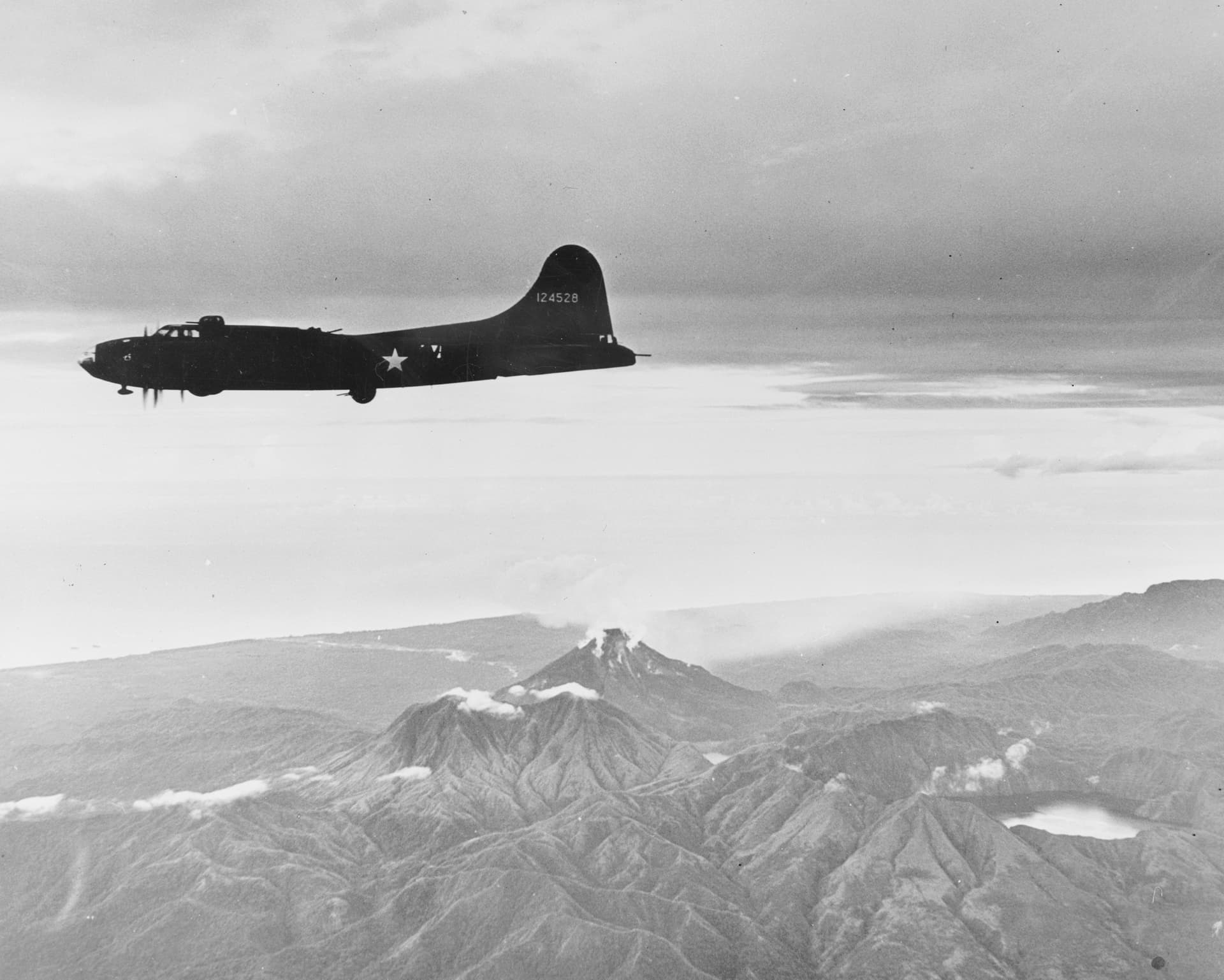 B-17F over Bougainville Nov 1942