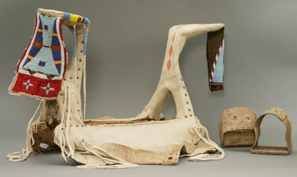 NEPE Saddle Woman