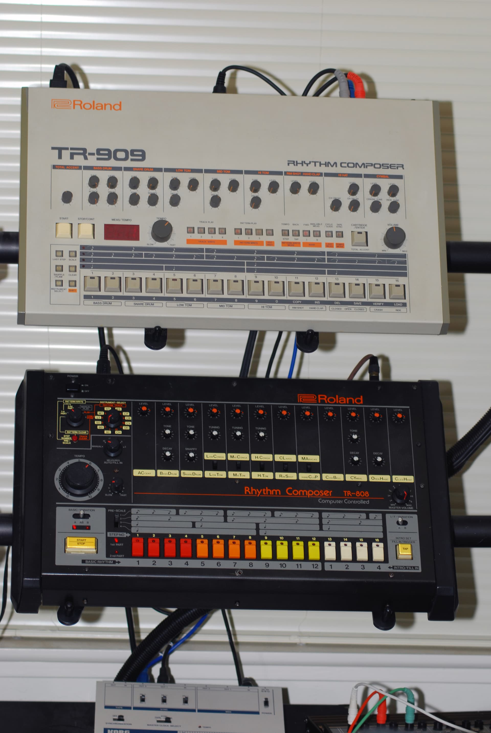 Roland TR-808 & 909