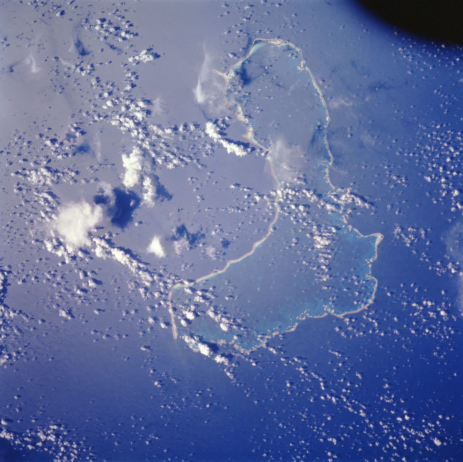 ISD highres STS111 STS111-705-36