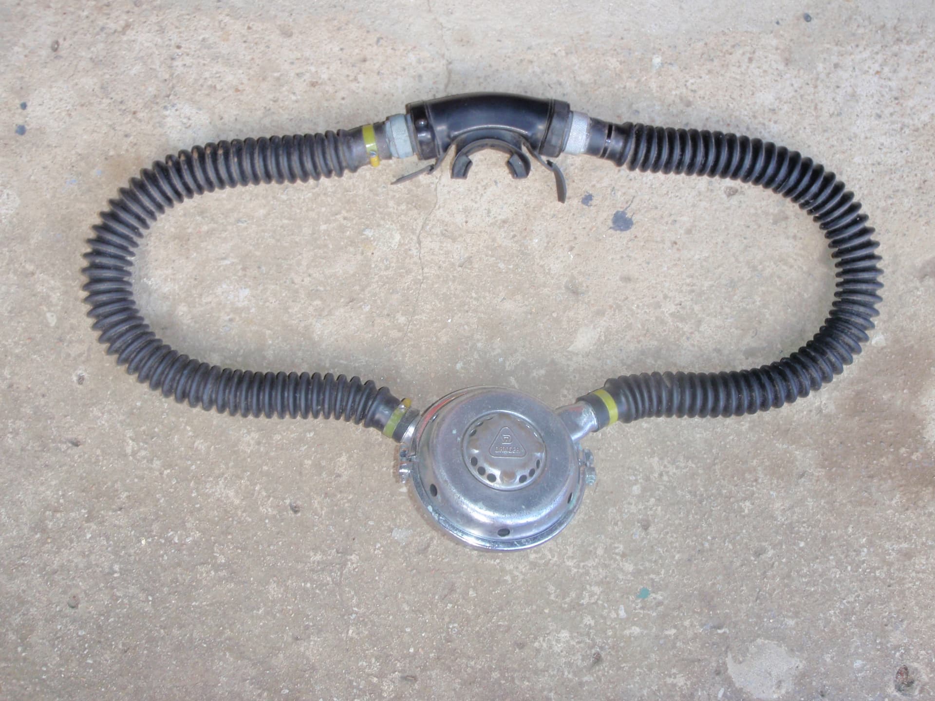 A two-stage twin-hose demand valve