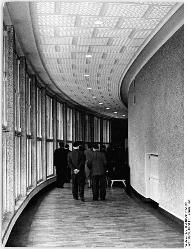 The Wandelgang - Ehrlich's modernist promenade
