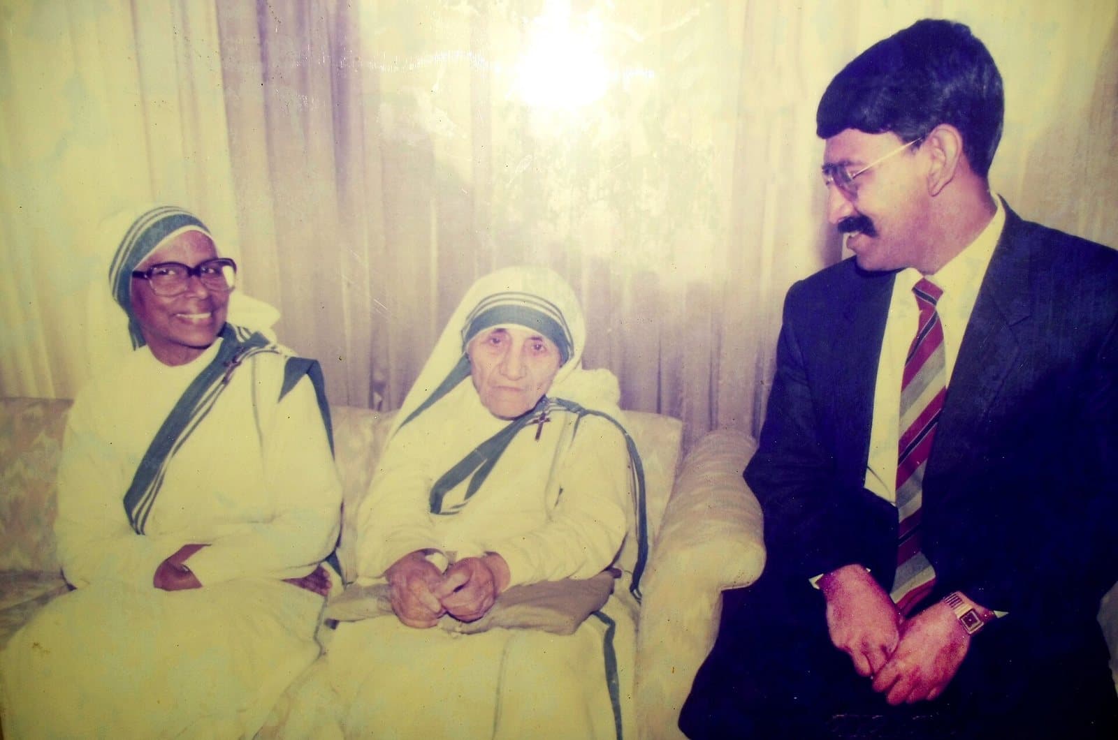 Mother Teresa at Dhaka airport