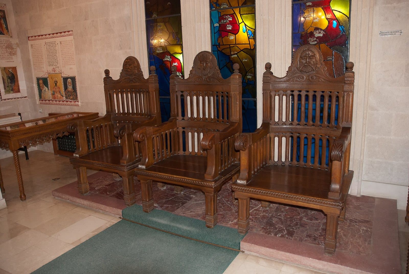 Carved thrones in the Krujë museum