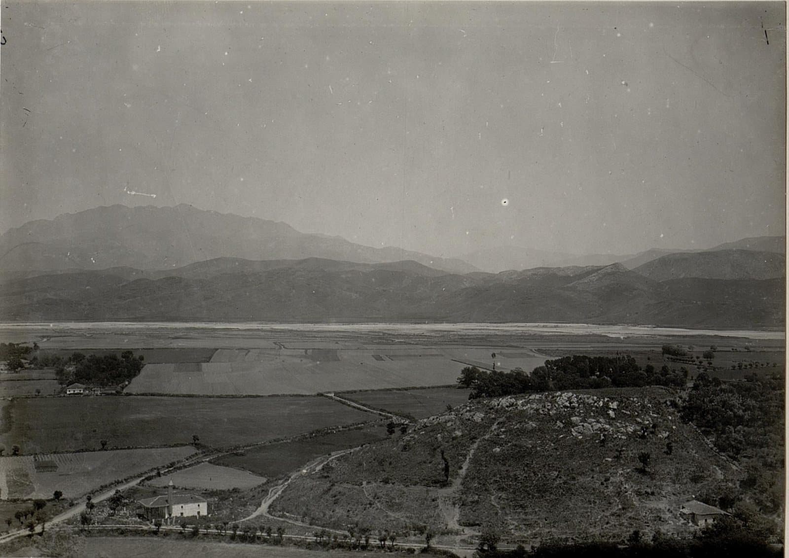 The Bardanjolt heights seen from Shkodër castle