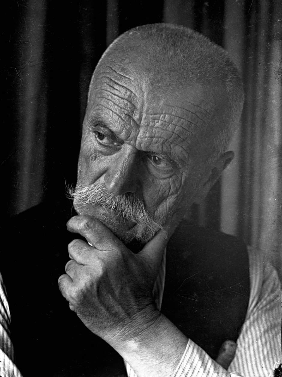 Kel Marubi, self-portrait