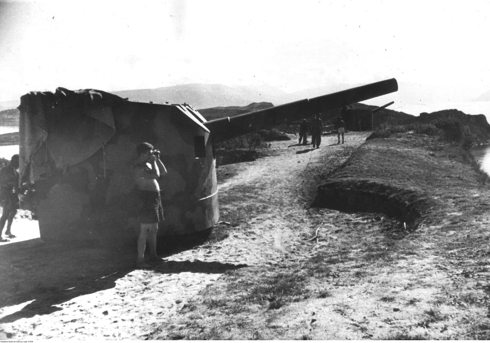 German coastal guns on the Albanian Adriatic