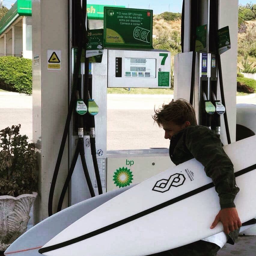 Some pearly white's from @boardculturesurf got me on some gas ⛽️ 🚀