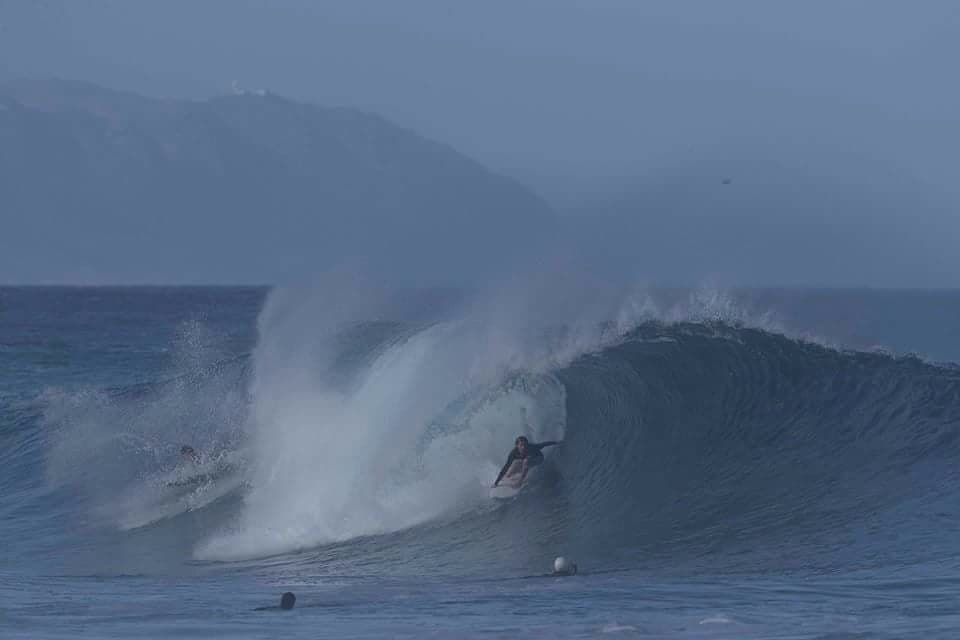 Happy to had a few peaky ones in Hawaii, check out one of the clips from @stab from one…