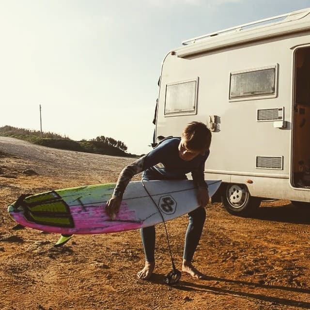 Waxing is a job in its self, thanks board culture for helping me out, new freshies!!