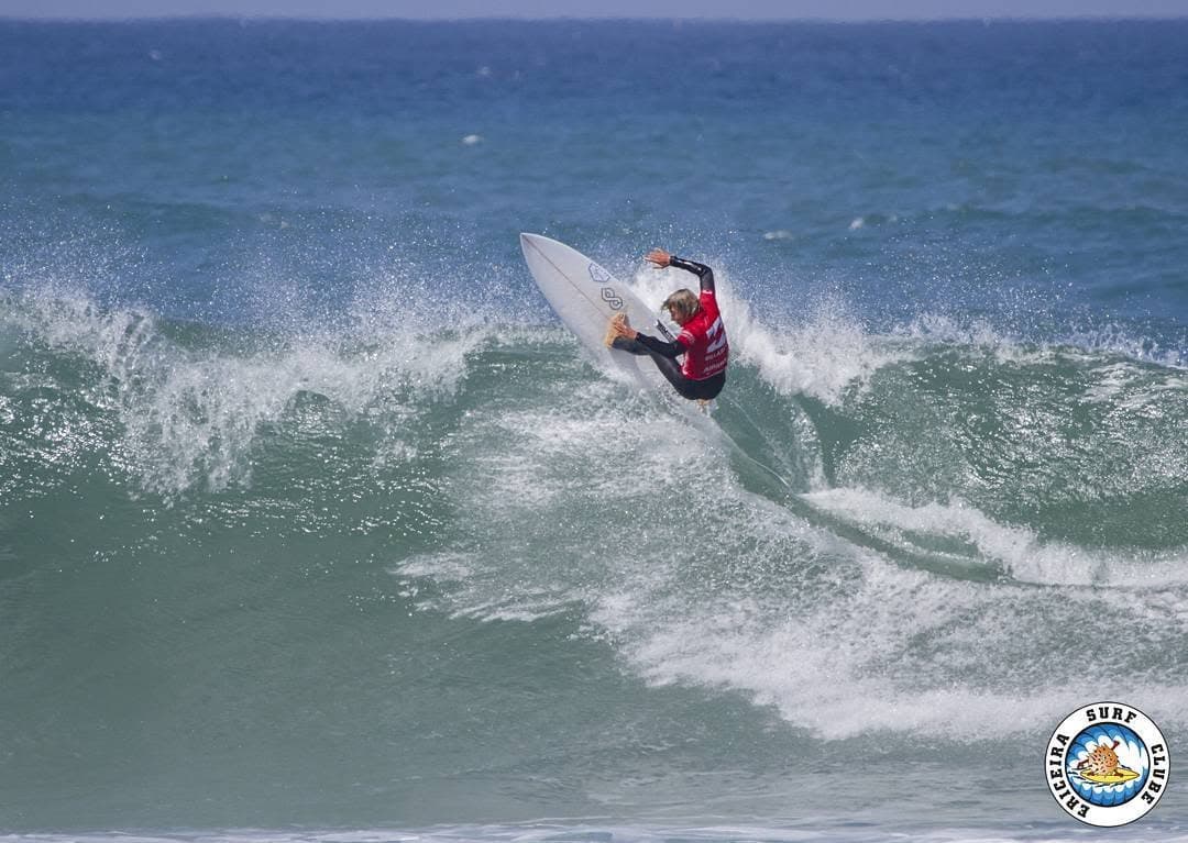 ARRAN STRONG, no arranque do Circuito BILLABONG ERICEIRA 2017 - 3 lugar. Sempre em gran…