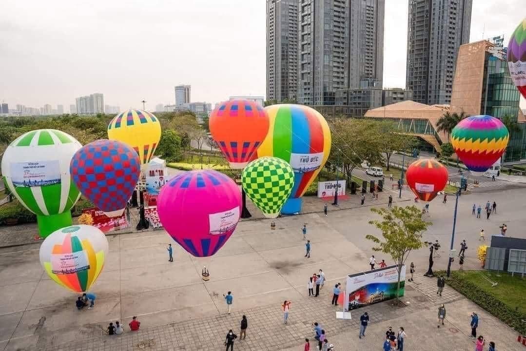 THOẢ SỨC VUI CHƠI CÙNG LỄ HỘI KHINH KHÍ CẦU 🏖️🏖️ (2 of 3)