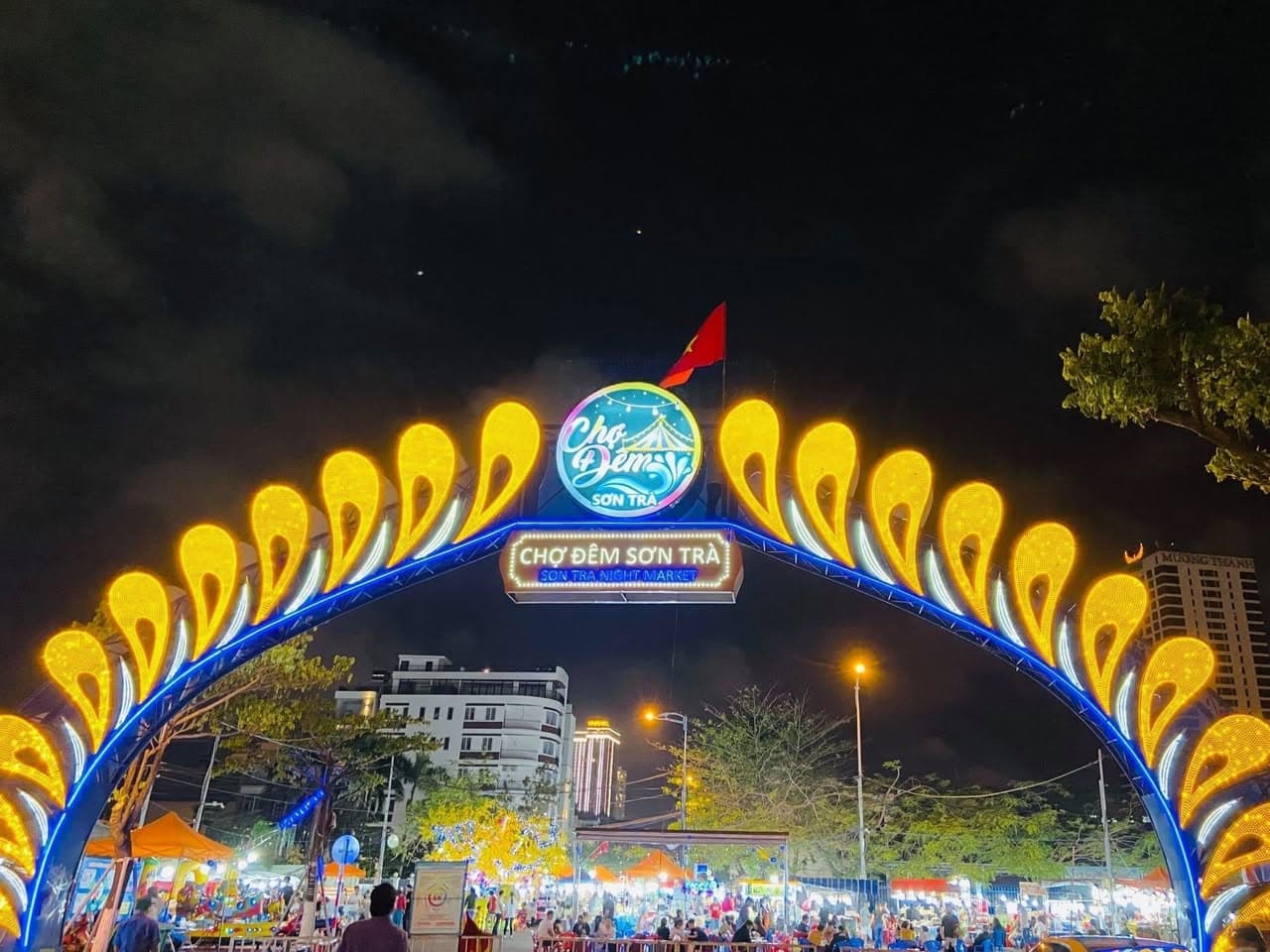 CHỢ ĐÊM SƠN TRÀ - ĐIỂM CHECK IN LÝ TƯỞNG CUỐI TUẦN ❤👌 (1 of 10)