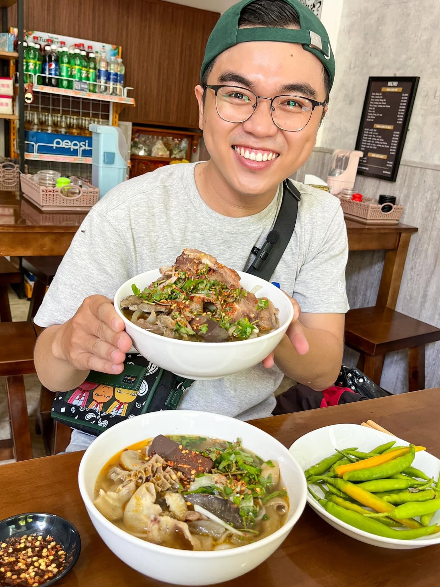 Tui Mới phát hiện Quán bún lòng bò núp hẻm khá hấp dẫn. (8 of 8)