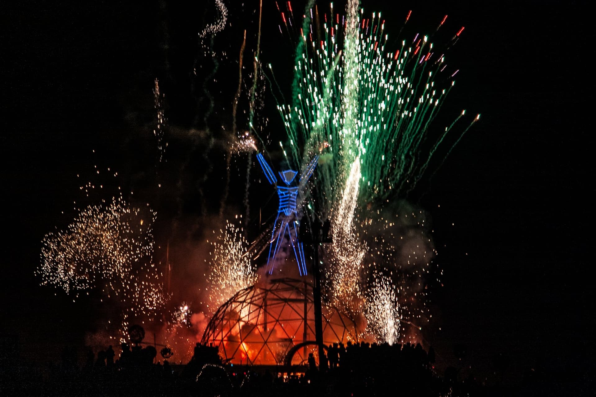 The Man burns with fireworks, 2004 · 3/12