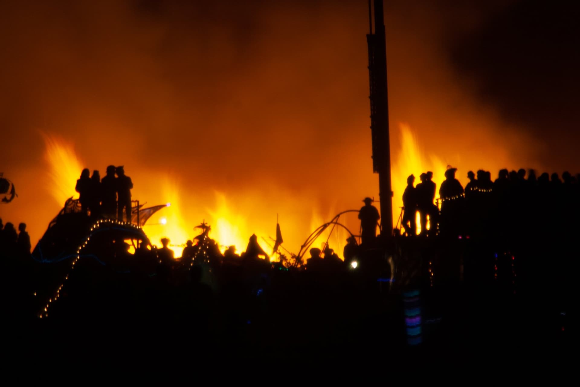 The Observatory burns, 2004 · 12/12