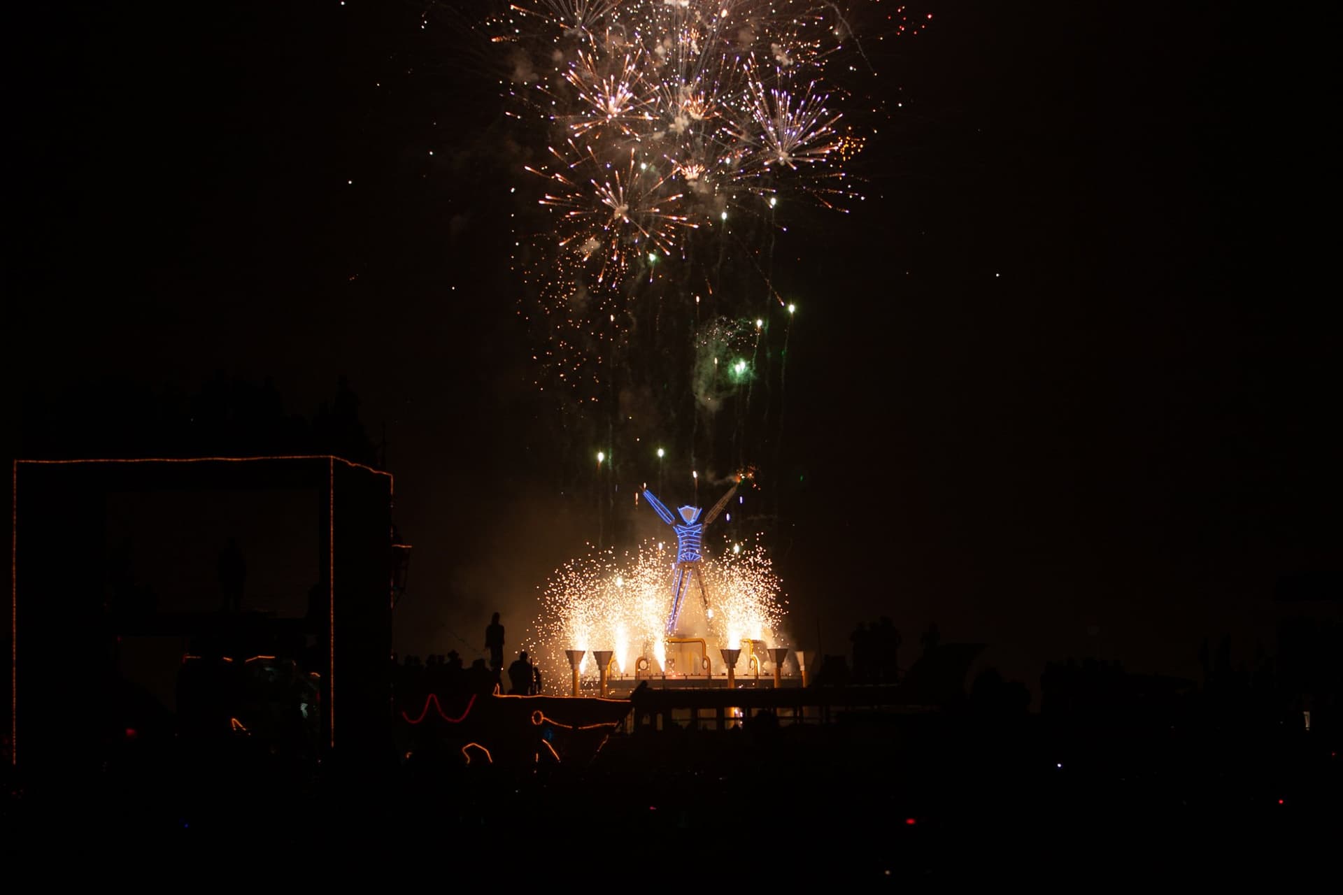 The Man burns with fireworks, 2006 · 24/33