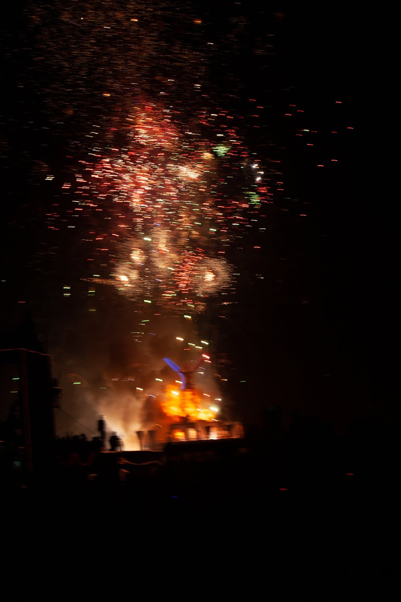 Fireworks over the burning Man, 2006 · 6/20