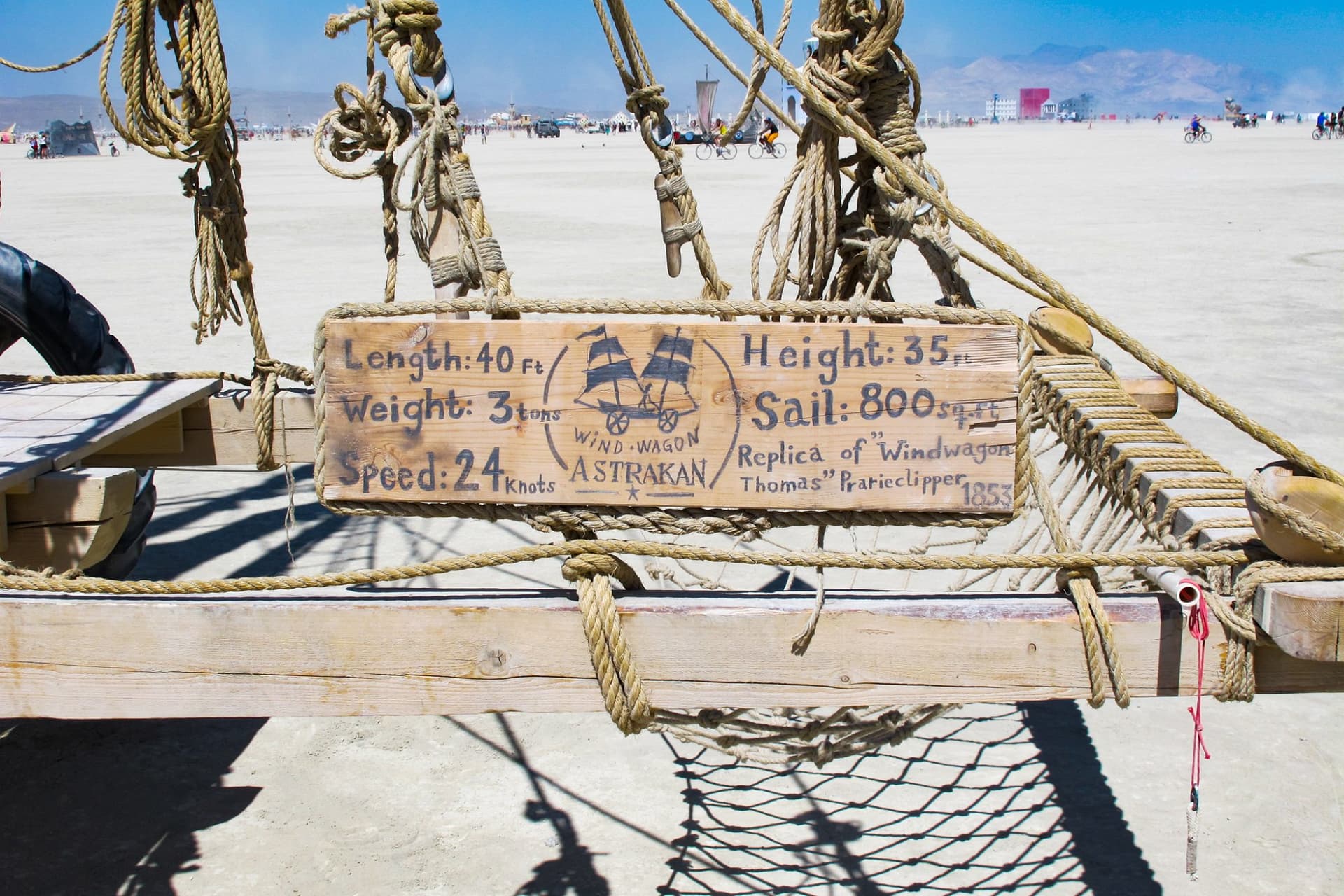 The Pier 2 tall-ship art car · 2/3