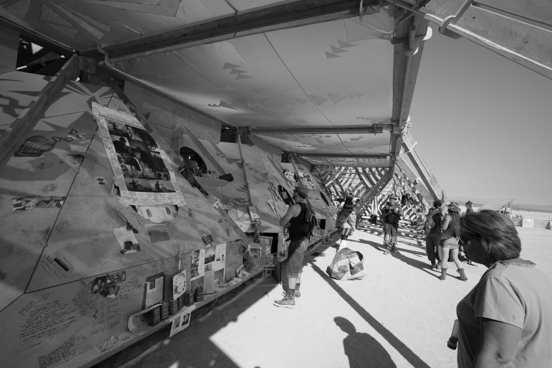 The daytime art walk, 2013 · 5/20