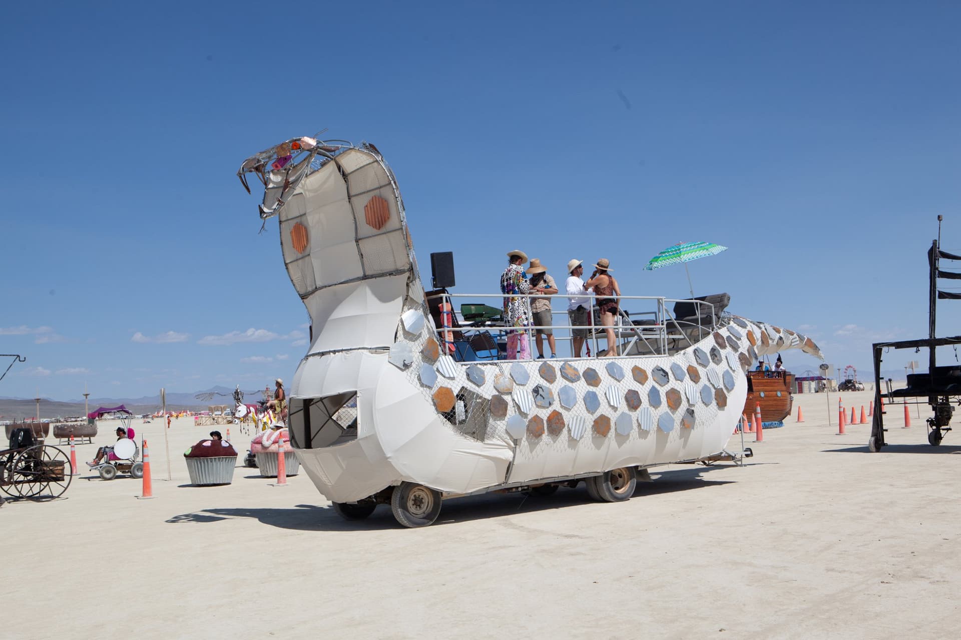 The daytime art walk, 2014 · 7/40