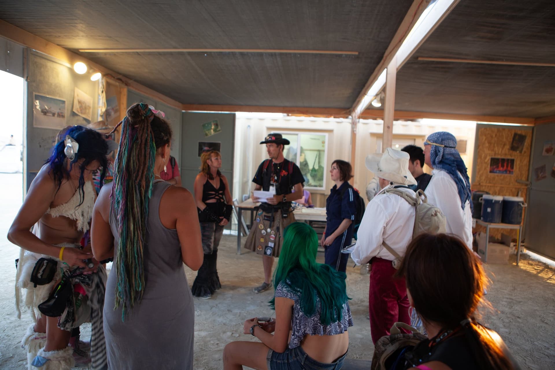 The art-car fleet, day · 15/20