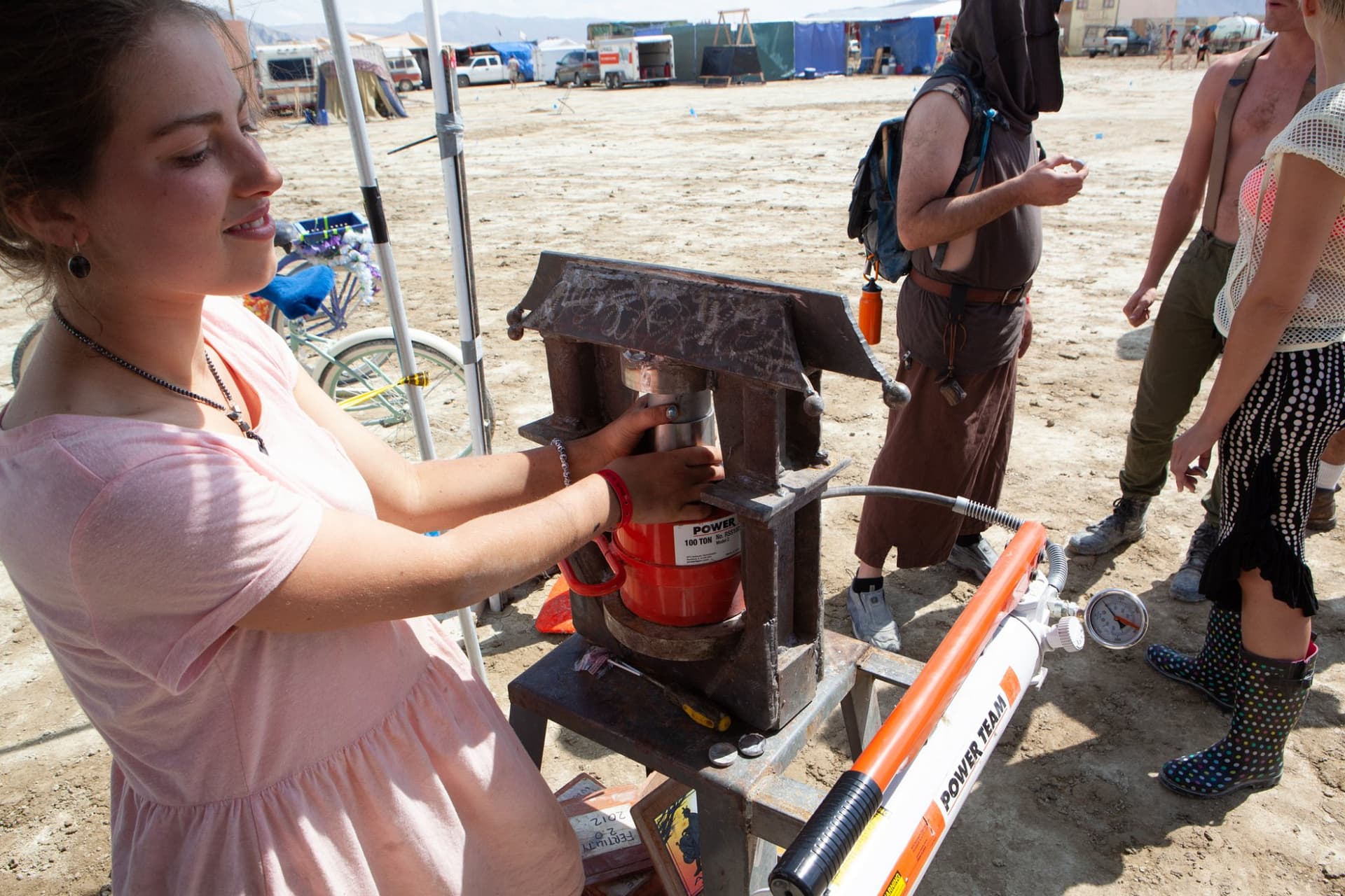 The coin-press camp · 10/14