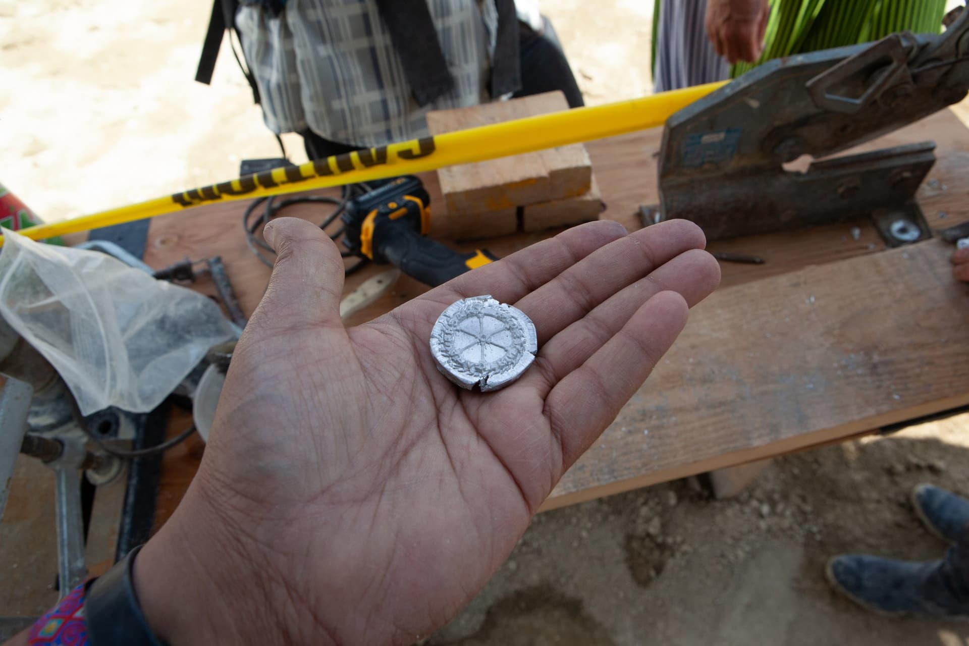 The coin-press camp · 12/14
